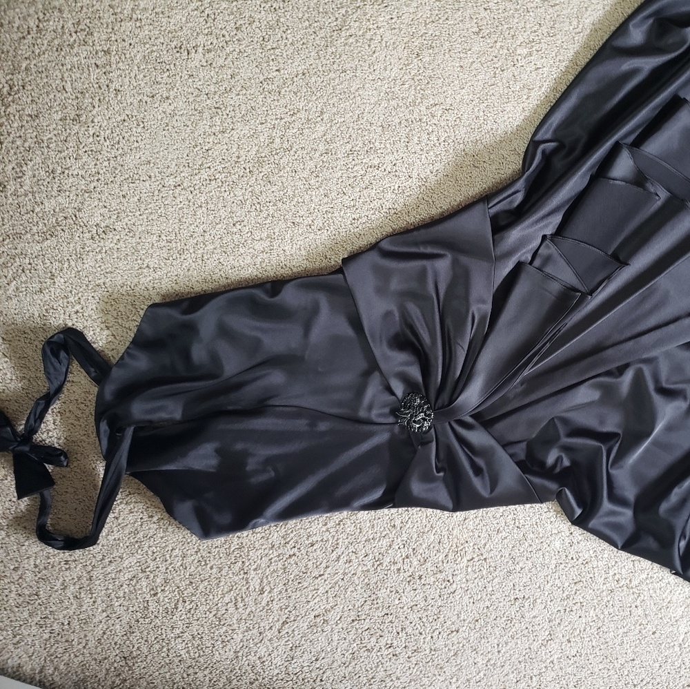 Aspeed Black High/Low Halter Evening Gown/Dress